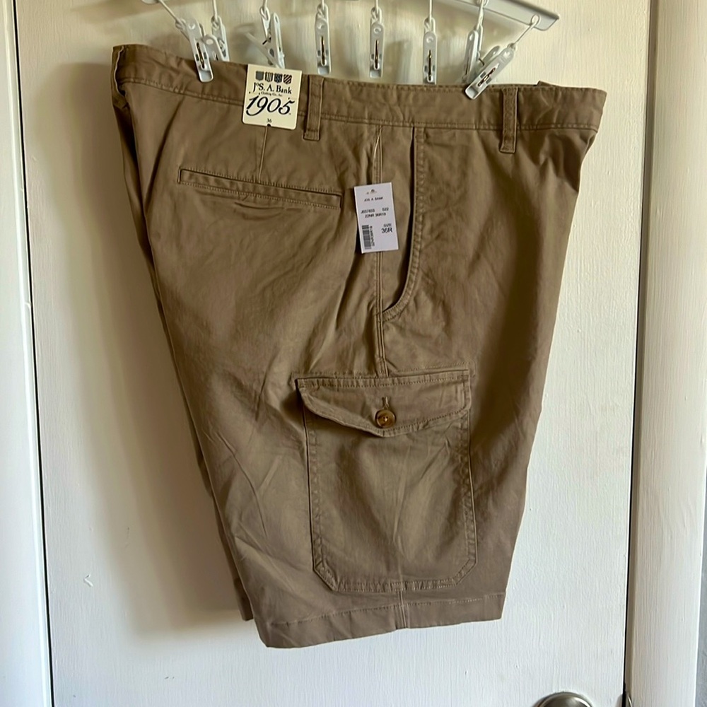 NWT Men’s Cargo Shorts, Jos. A. Bank, Size 36 Tailored Fit, Khaki